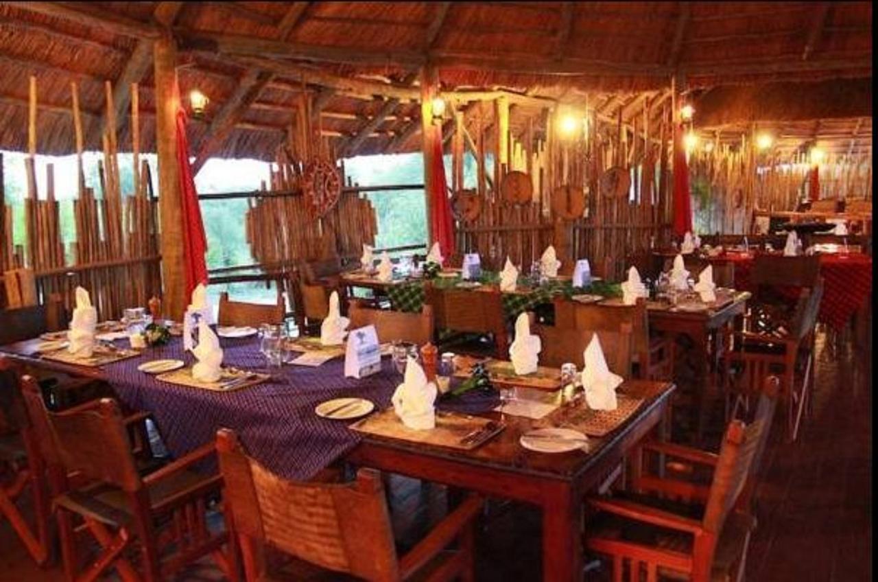 Mbali Mbali Tarangire River Camp Kwa Kuchinia Luaran gambar